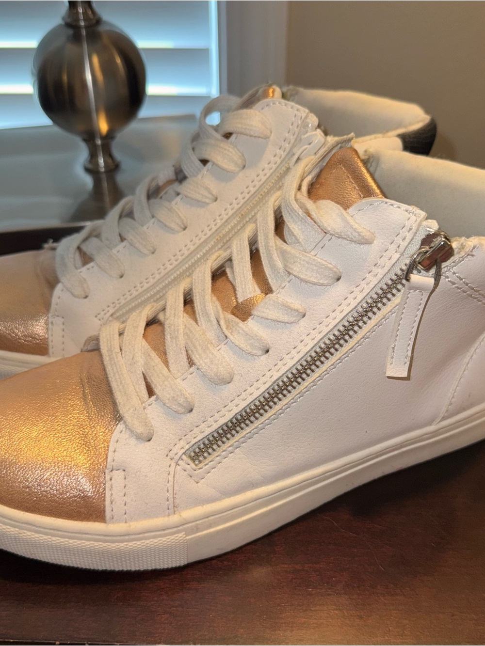Universal Thread White and Rose Gold High-Top Sneakers